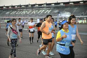 BIB: 
                            <button type="button" onclick="openModal(10466677)" class="btn btn-primary btn-sm float-right btn-popup" data-toggle="modal" data-target=".modal-high-quality">
                        <i class="fas fa-shopping-cart"></i> Add to Cart
                    </button>
                                            <button type="button" onclick="isThisMe(10466677, true)" class="btn btn-success btn-sm float-right btn-popup btn-isme hidden" data-toggle="tooltip" data-placement="bottom" title="นี่คือรูปของคุณใช่ไหม คลิกที่นี่เพื่อเอาเข้าอัลบั้ม">
                        <i class="fas fa-plus"></i> Add to album
                    </button>
                    <button type="button" onclick="isThisMe(10466677, false)" class="btn btn-warning btn-sm float-right btn-popup btn-isnotme hidden">
                        <i class="fas fa-ban"></i> Remove from album
                    </button>